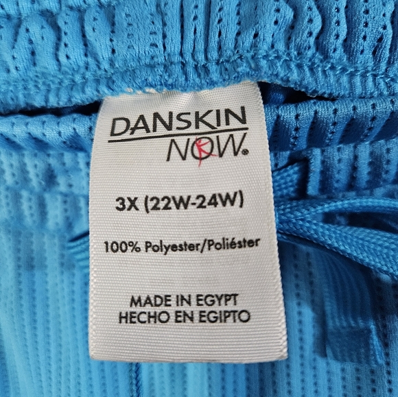 Danskin Now Shorts 3X (22-24W) Aqua With Blue Trim - Picture 4 of 5